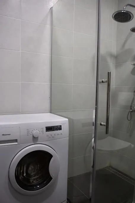 Metro Avm ! We Are Here For Your Comfort And Peace Batumi Apartment